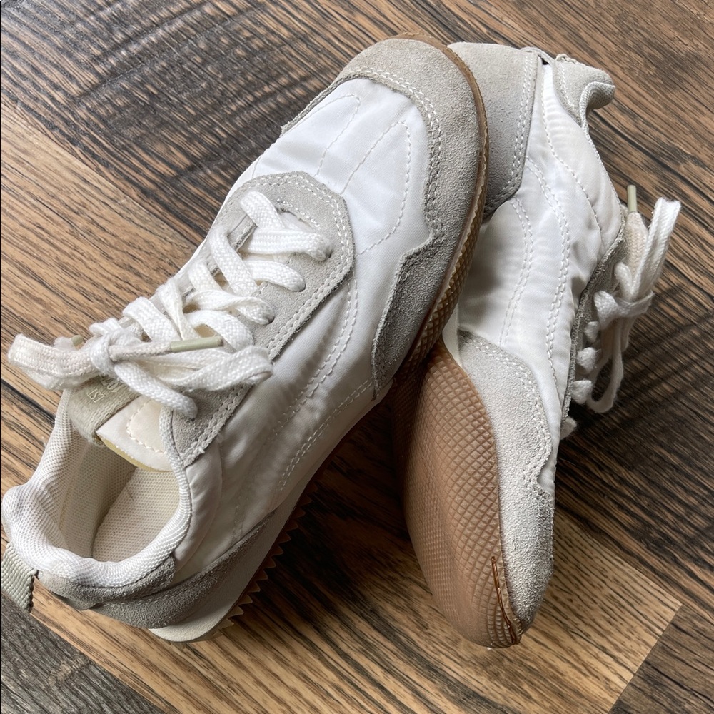 Zara grey suede and white sneakers 33
